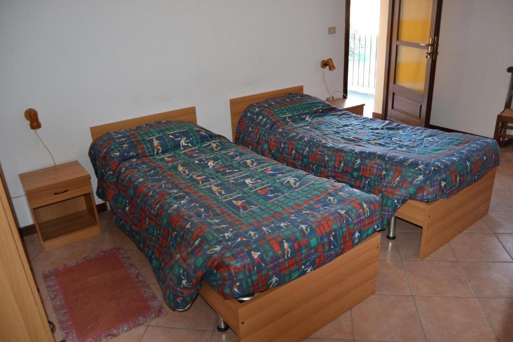 Trattoria Vecchio Mulino Bed & Breakfast Niella Tanaro Bilik gambar