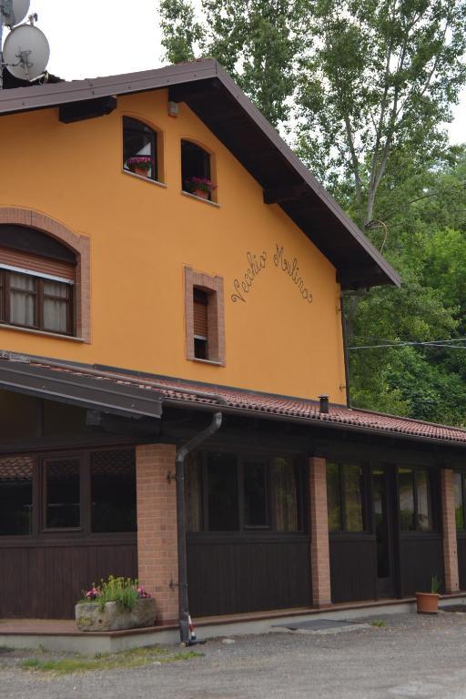 Trattoria Vecchio Mulino Bed & Breakfast Niella Tanaro Luaran gambar