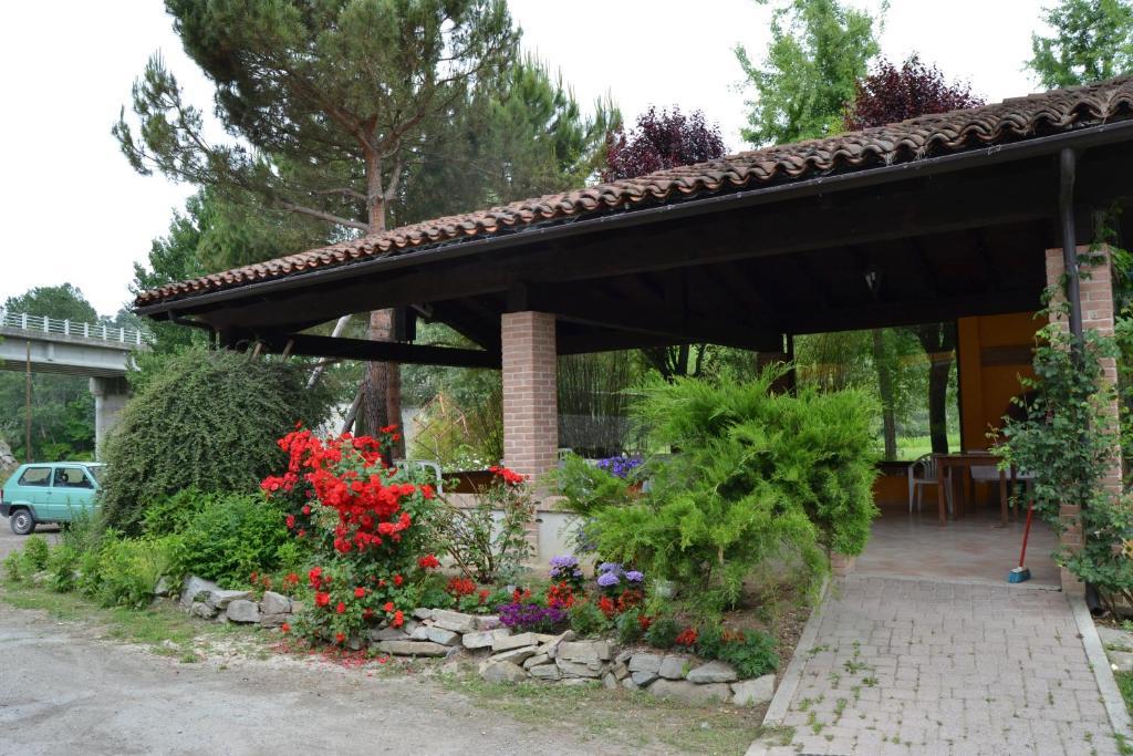 Trattoria Vecchio Mulino Bed & Breakfast Niella Tanaro Luaran gambar