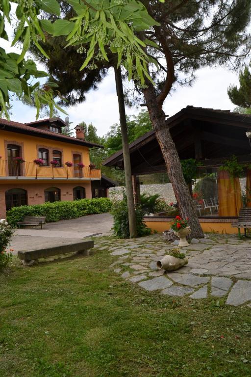 Trattoria Vecchio Mulino Bed & Breakfast Niella Tanaro Luaran gambar