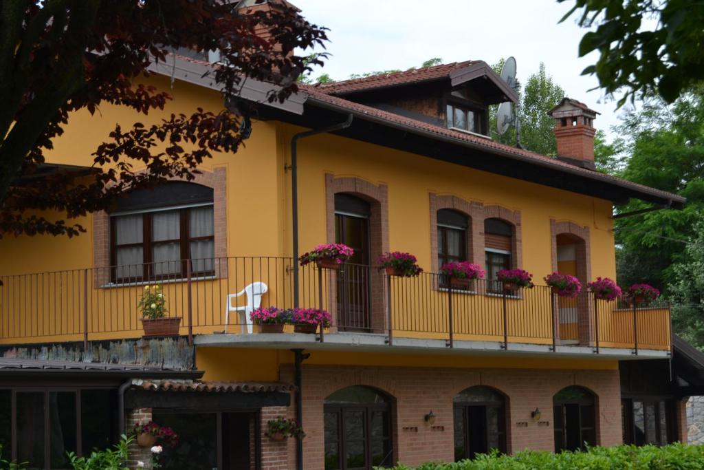 Trattoria Vecchio Mulino Bed & Breakfast Niella Tanaro Luaran gambar